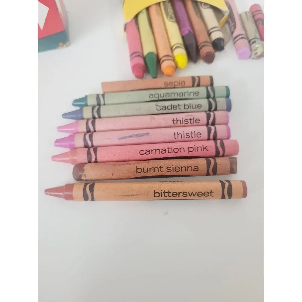 Crayola Crayons Binney & Smith 8 64 Vtg USA Retired Indian Red Thistle Maize Lot